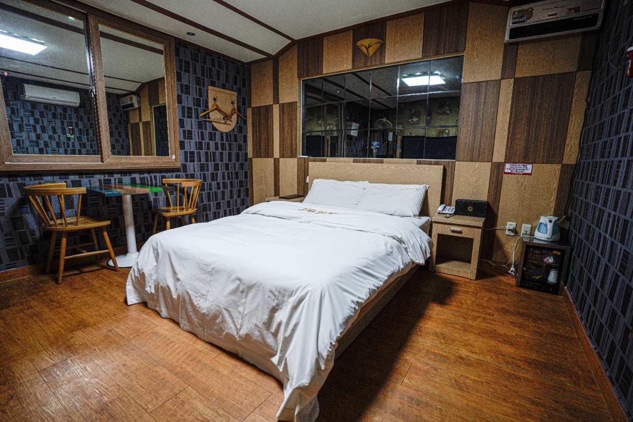 accommodation image 2
